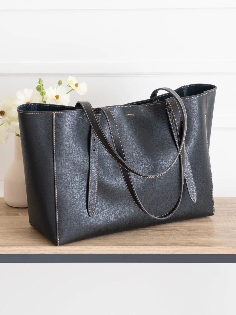 AALLYN Eliana Black Leather Tote Bag - Women's Everyday Carryall - Picture 2 of 9